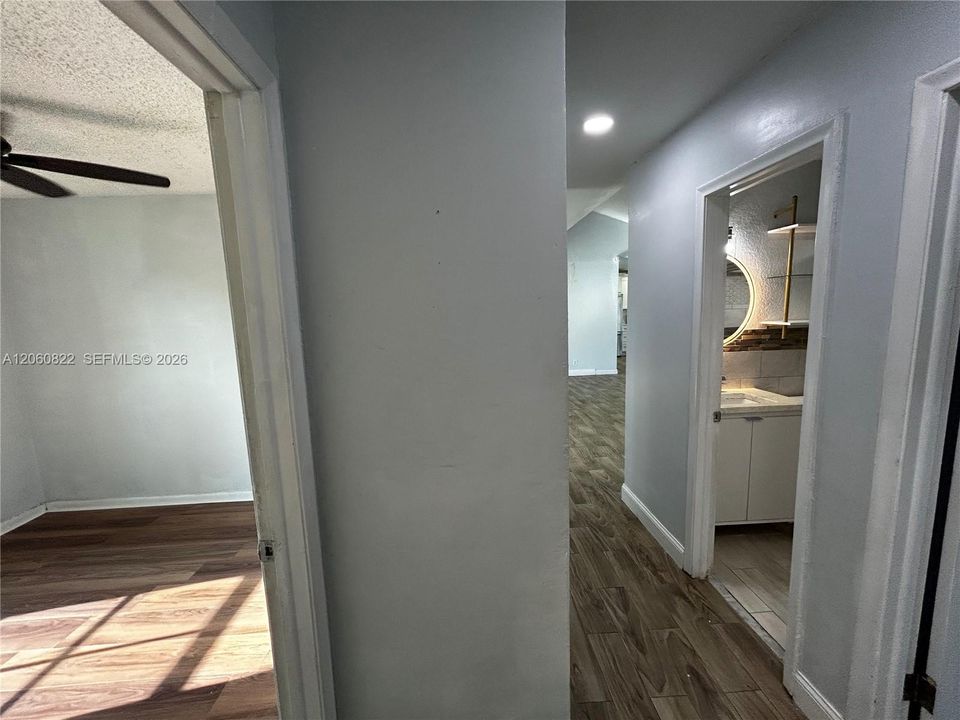 В аренду: $4,200 (3 спален, 2 ванн, 1438 Квадратных фут)