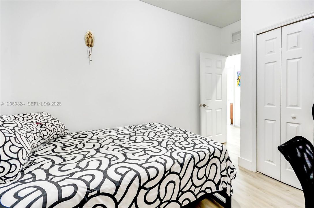En Venta: $425,000 (3 camas, 2 baños, 1256 Pies cuadrados)