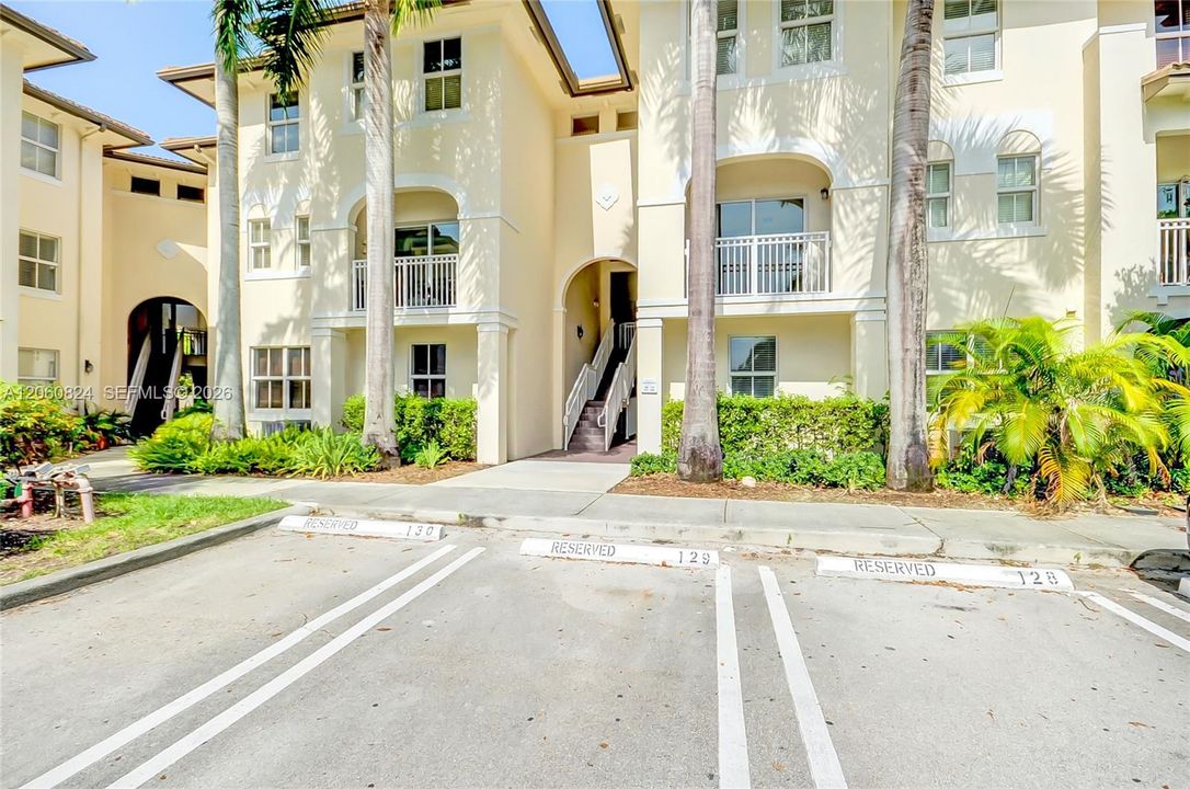 En Venta: $425,000 (3 camas, 2 baños, 1256 Pies cuadrados)
