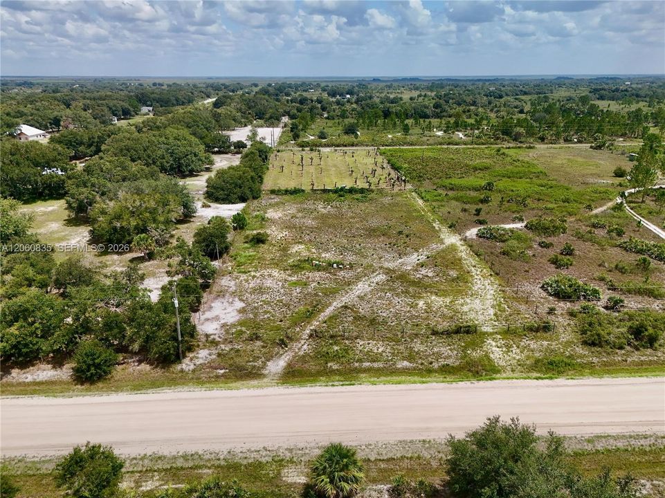 На продажу: $55,000 (1.25 acres)