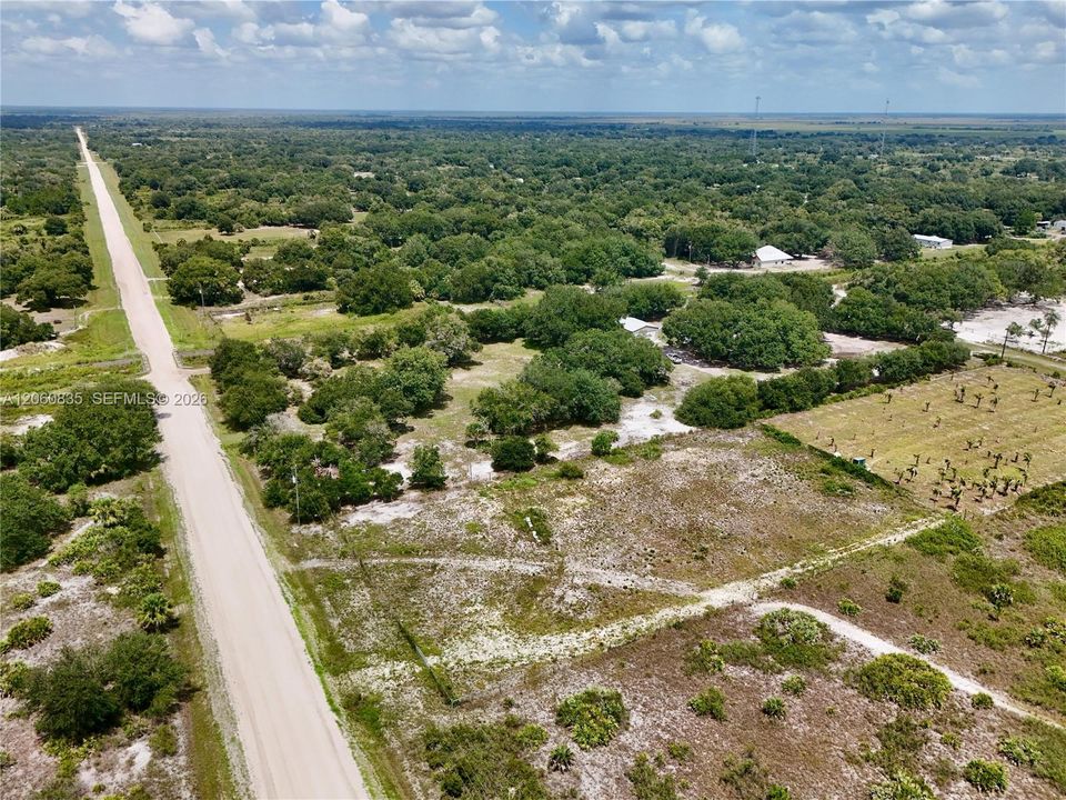 На продажу: $55,000 (1.25 acres)