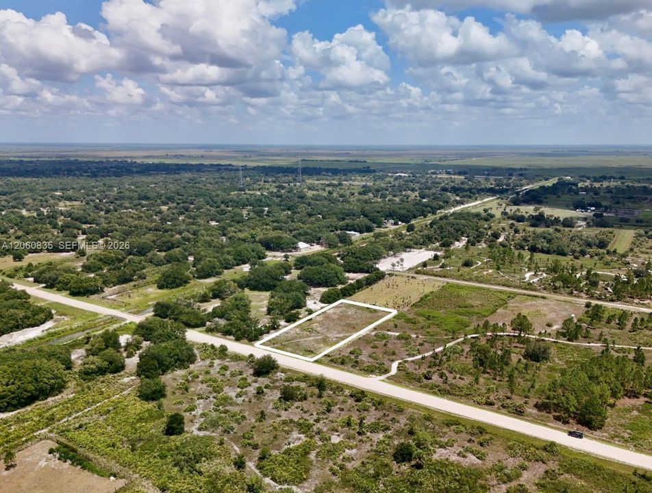 На продажу: $55,000 (1.25 acres)