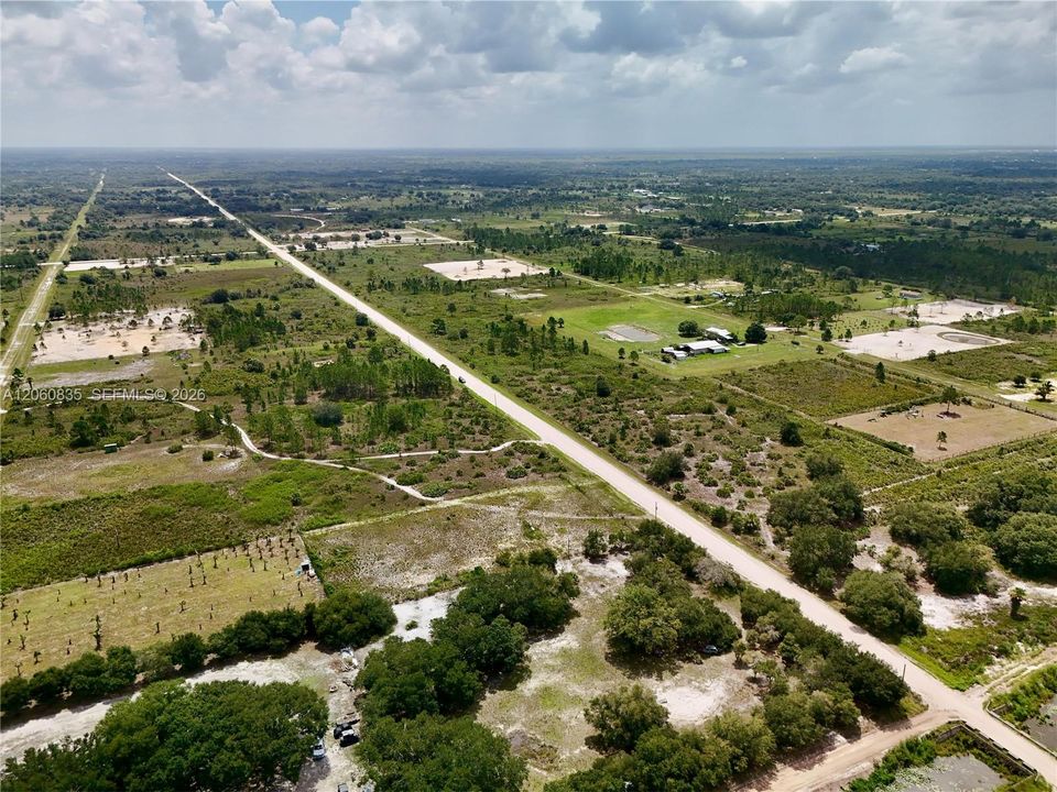 На продажу: $55,000 (1.25 acres)
