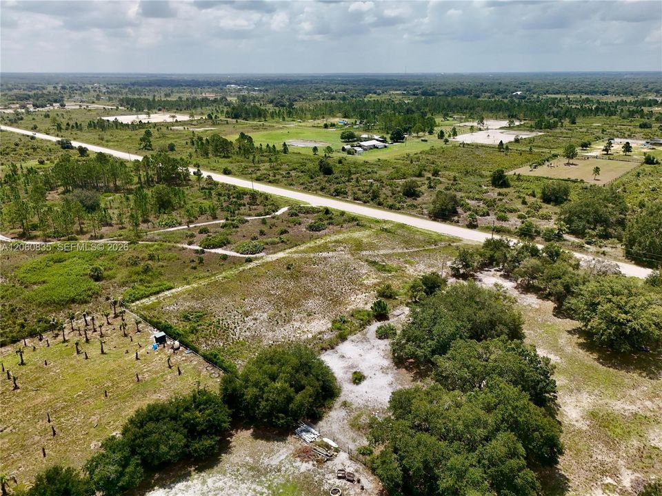 На продажу: $55,000 (1.25 acres)