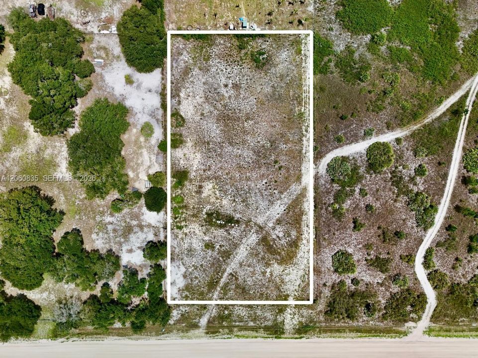 На продажу: $55,000 (1.25 acres)