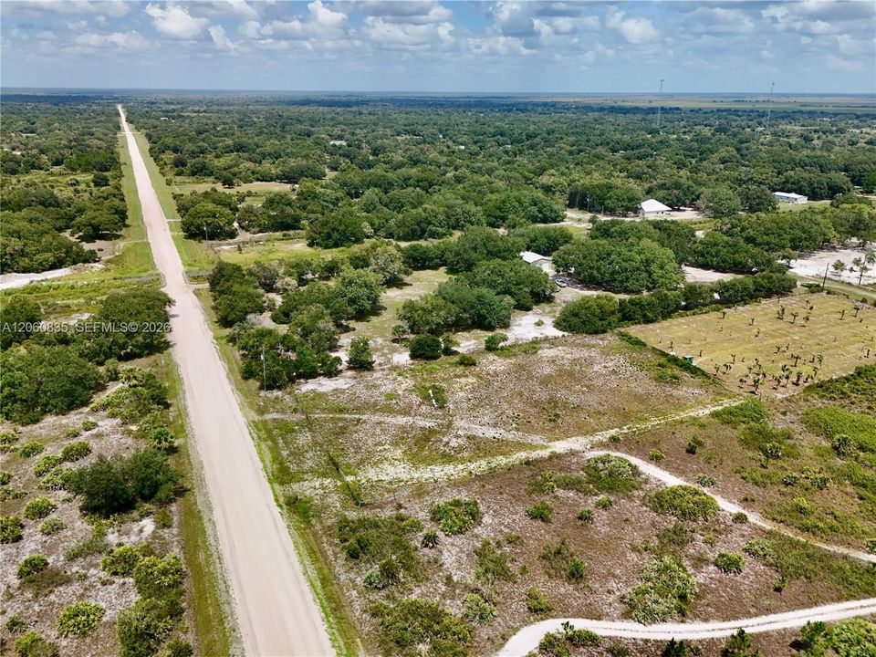 На продажу: $55,000 (1.25 acres)