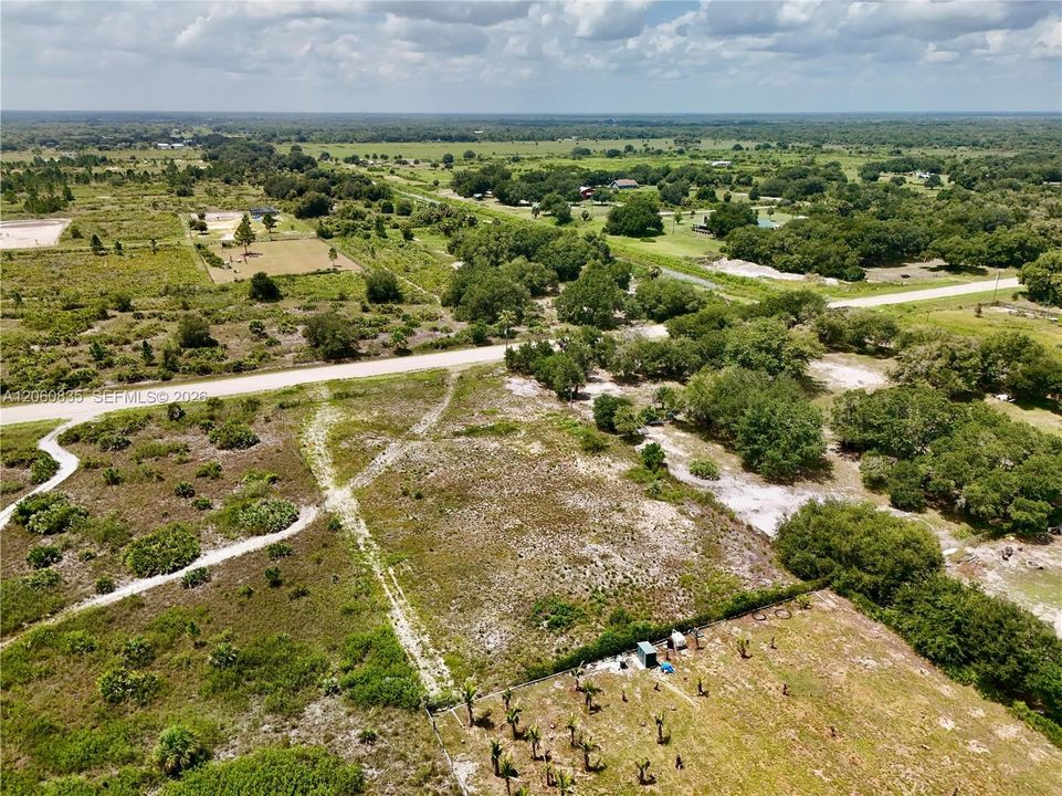 На продажу: $55,000 (1.25 acres)