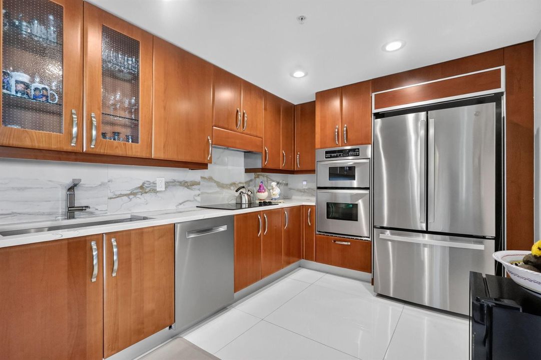 19400 kitchen2