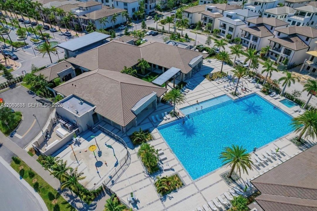 На продажу: $519,990 (3 спален, 2 ванн, 1124 Квадратных фут)