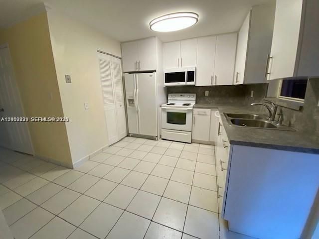 В аренду: $2,600 (2 спален, 2 ванн, 1100 Квадратных фут)