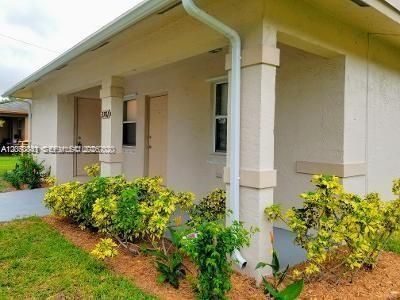 В аренду: $3,150 (4 спален, 2 ванн, 1290 Квадратных фут)