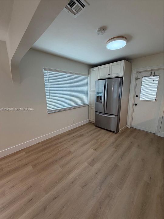 For Rent: $3,200 (2 beds, 2 baths, 1776 Square Feet)