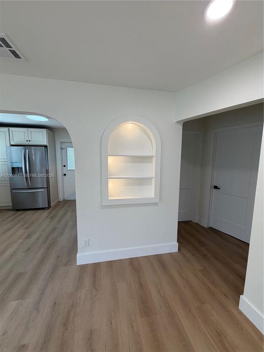 For Rent: $3,200 (2 beds, 2 baths, 1776 Square Feet)