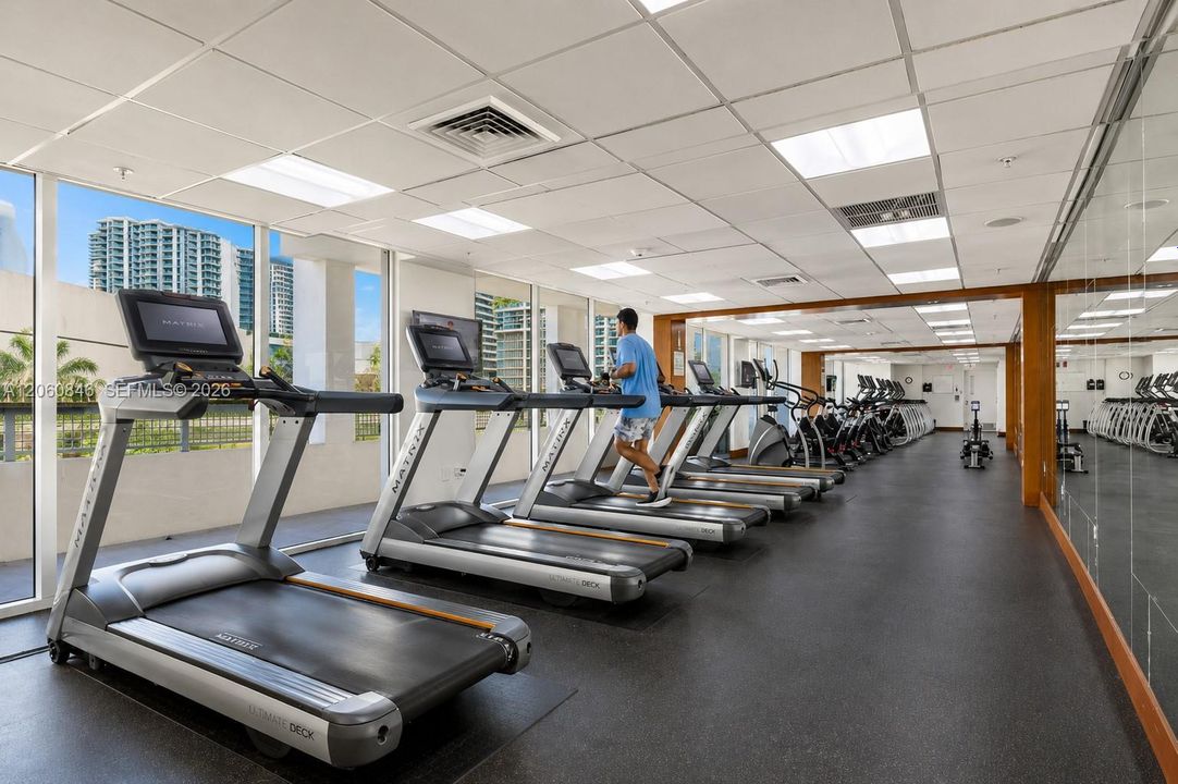 For Sale: $475,000 (1 beds, 1 baths, 1058 Square Feet)