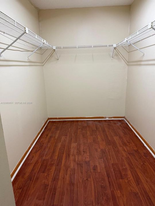В аренду: $3,900 (4 спален, 2 ванн, 2341 Квадратных фут)