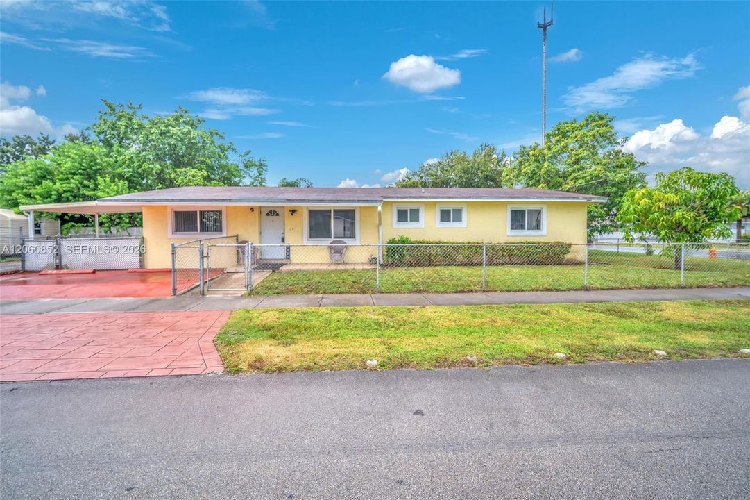 En Venta: $525,000 (3 camas, 2 baños, 1482 Pies cuadrados)