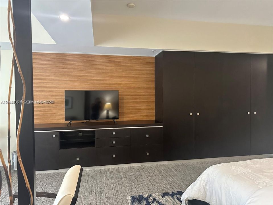 В аренду: $2,750 (1 спален, 1 ванн, 705 Квадратных фут)