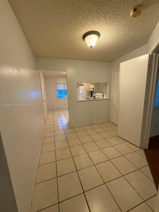 For Sale: $380,000 (2 beds, 2 baths, 1030 Square Feet)