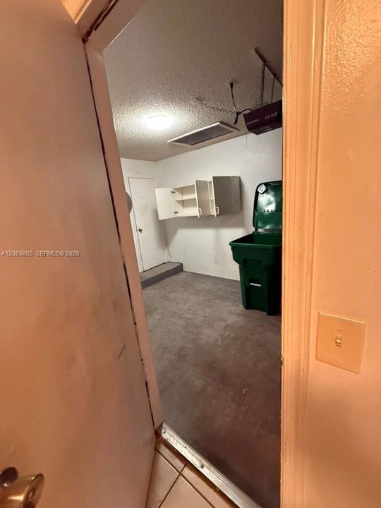For Sale: $380,000 (2 beds, 2 baths, 1030 Square Feet)