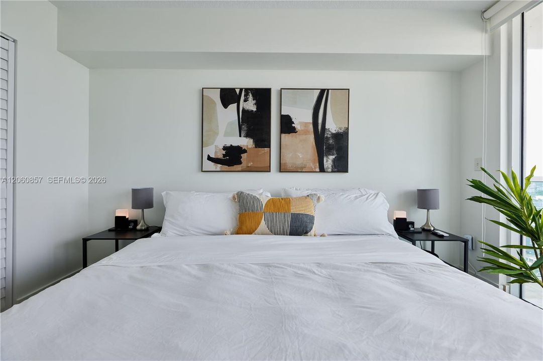 В аренду: $4,450 (2 спален, 2 ванн, 1117 Квадратных фут)