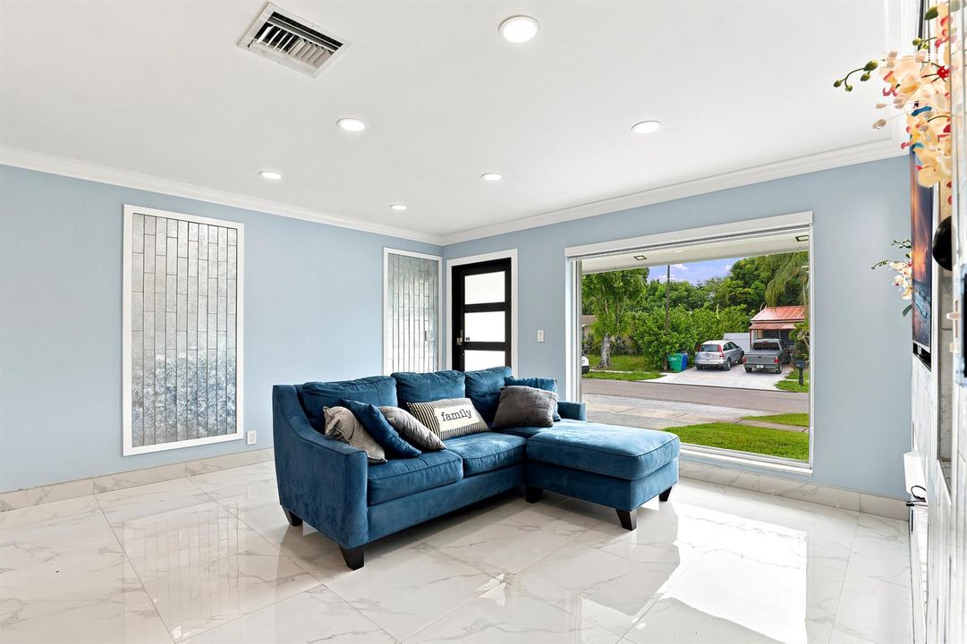 2331_SW_50th_Terrace_Fort_Lauderdale_FL_