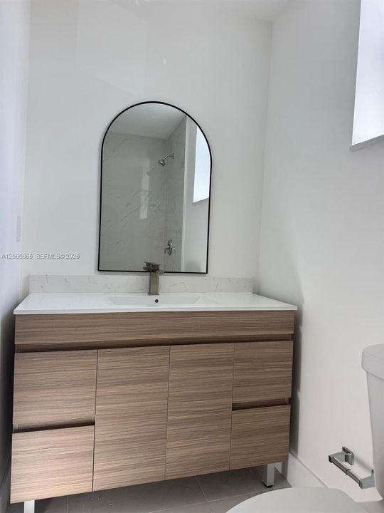 En Renta: $2,985 (3 camas, 1 baños, 1304 Pies cuadrados)