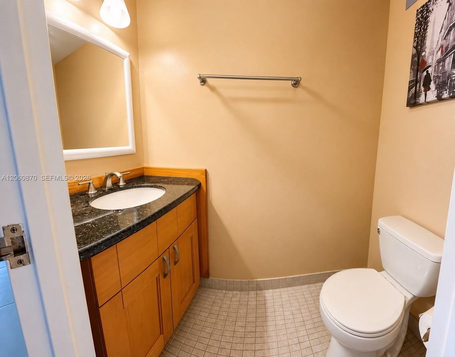 En Venta: $175,000 (1 camas, 1 baños, 915 Pies cuadrados)