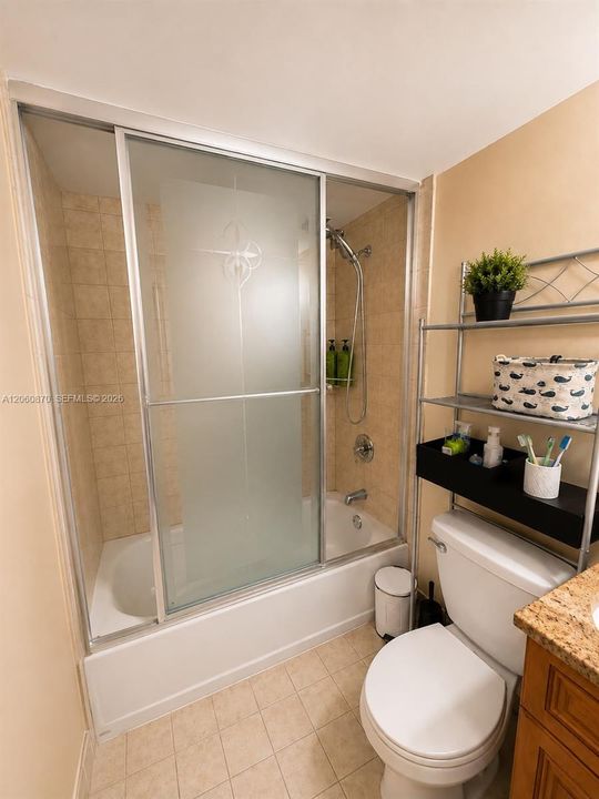 En Venta: $175,000 (1 camas, 1 baños, 915 Pies cuadrados)