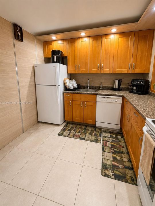 En Venta: $175,000 (1 camas, 1 baños, 915 Pies cuadrados)