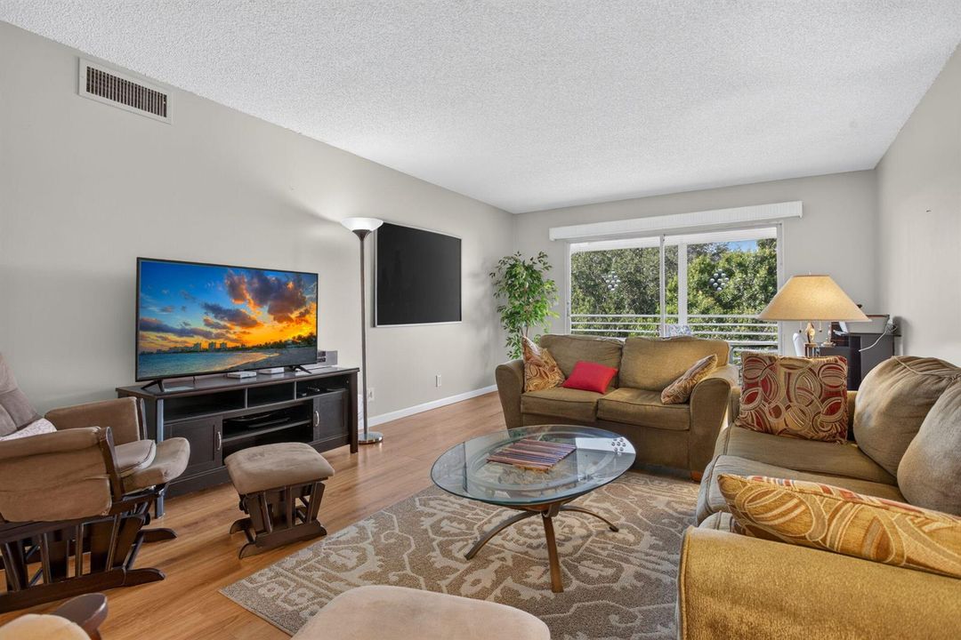 12-web-or-mls-2301-