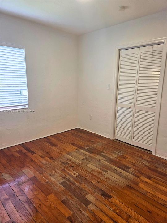 For Sale: $860,000 (3 beds, 1 baths, 1308 Square Feet)