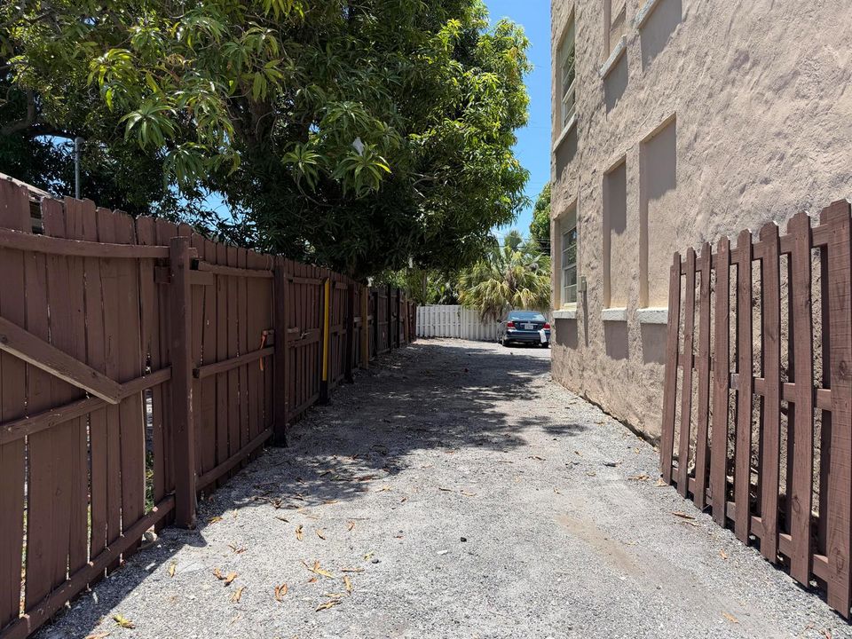Parking space gate