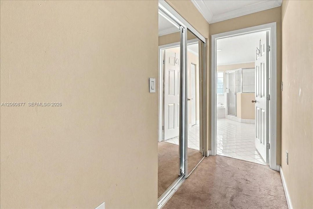 En Venta: $775,000 (4 camas, 3 baños, 2312 Pies cuadrados)