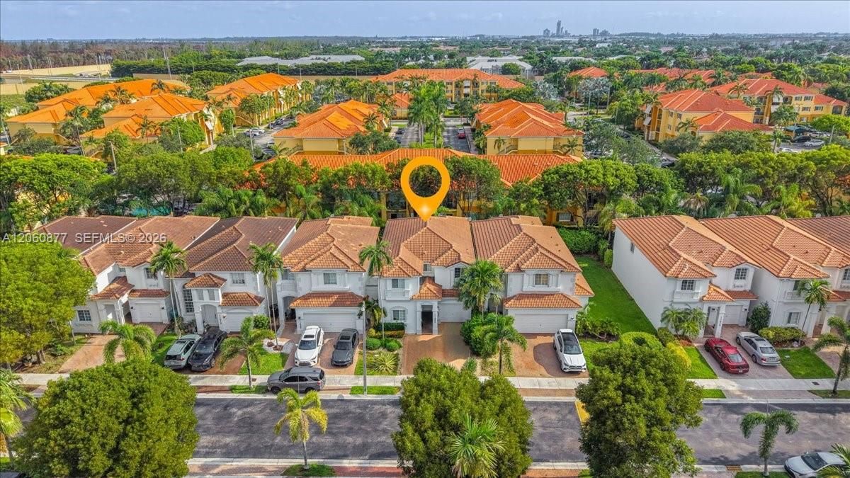 En Venta: $775,000 (4 camas, 3 baños, 2312 Pies cuadrados)