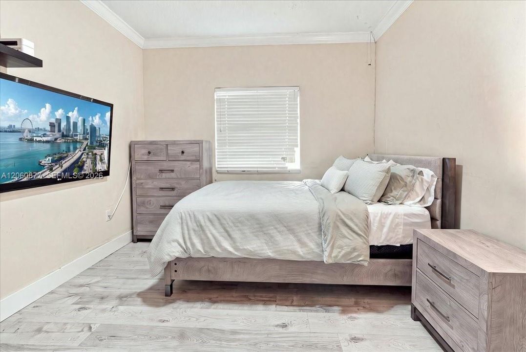 En Venta: $775,000 (4 camas, 3 baños, 2312 Pies cuadrados)