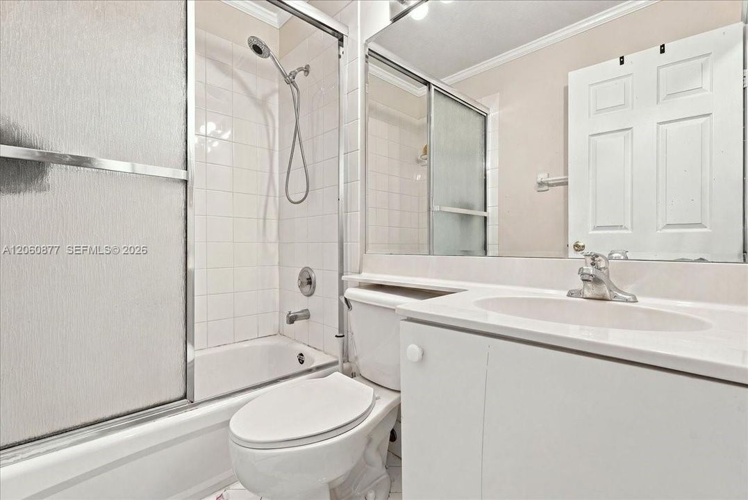 En Venta: $775,000 (4 camas, 3 baños, 2312 Pies cuadrados)