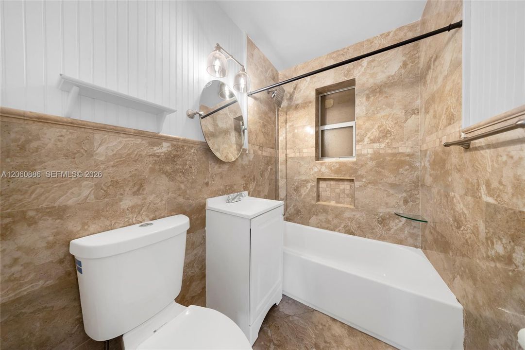 В аренду: $4,100 (4 спален, 3 ванн, 1529 Квадратных фут)
