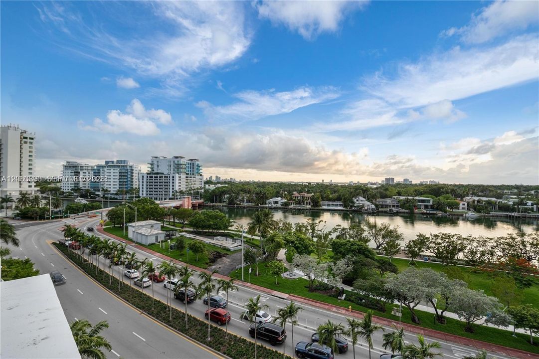 В аренду: $3,900 (2 спален, 2 ванн, 1387 Квадратных фут)