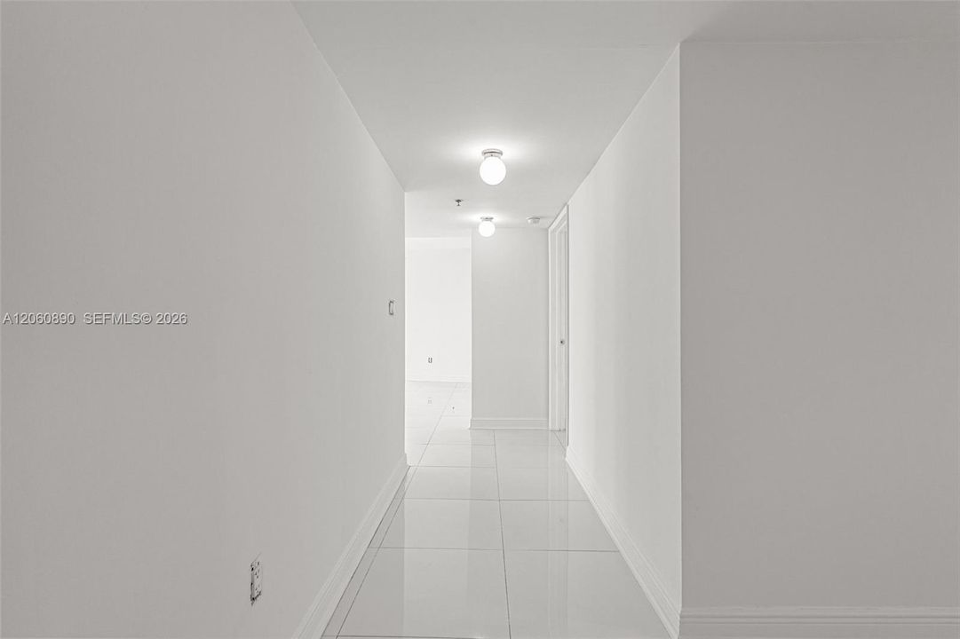 В аренду: $3,900 (2 спален, 2 ванн, 1387 Квадратных фут)