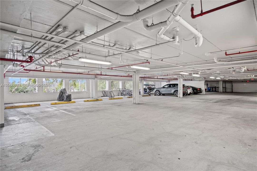 В аренду: $3,900 (2 спален, 2 ванн, 1387 Квадратных фут)