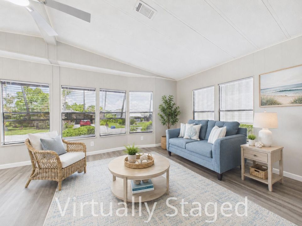 Virtually Staged LR:DEN