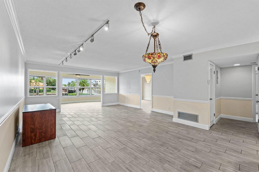 033-3031Northeast51stStreet-106W-FortLau