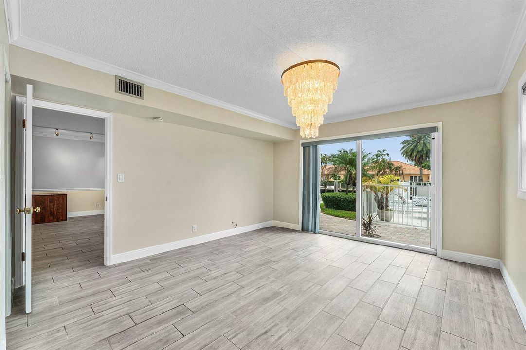 041-3031Northeast51stStreet-106W-FortLau