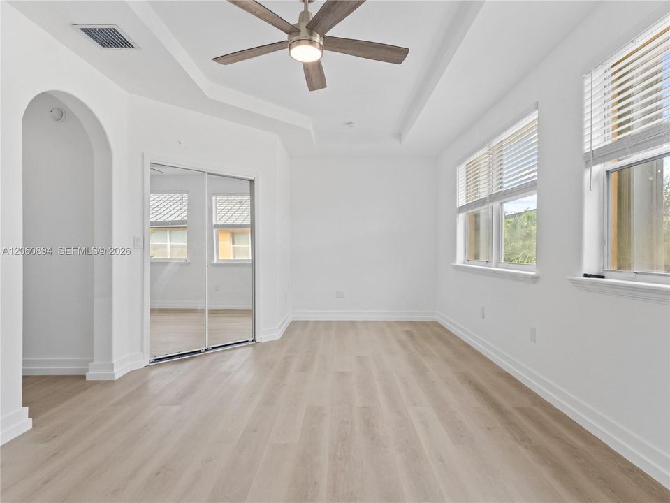 В аренду: $4,300 (3 спален, 3 ванн, 1863 Квадратных фут)