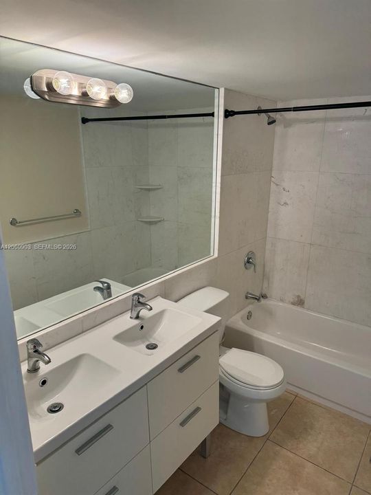 В аренду: $2,250 (2 спален, 2 ванн, 1095 Квадратных фут)