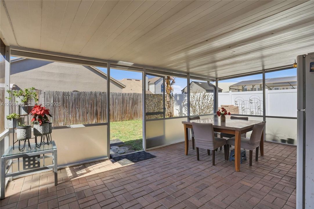 En Venta: $380,000 (3 camas, 2 baños, 0 Pies cuadrados)
