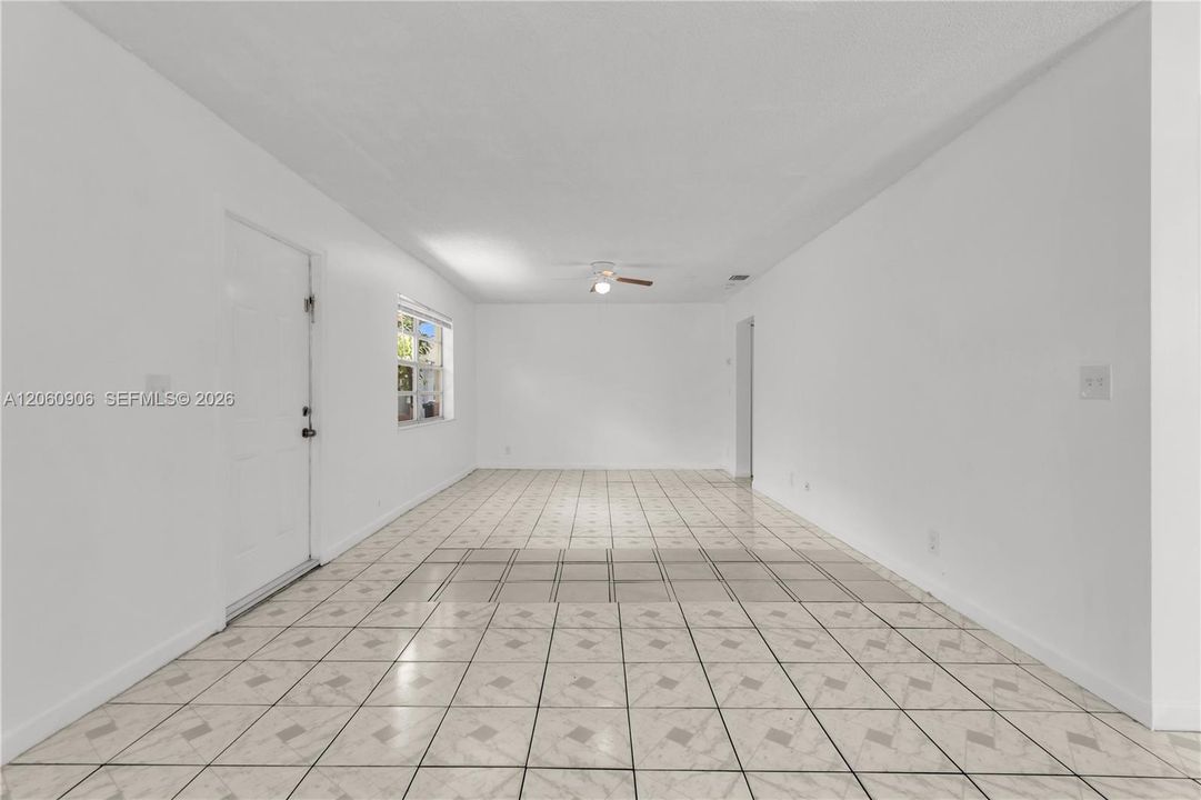 В аренду: $1,750 (1 спален, 1 ванн, 1993 Квадратных фут)