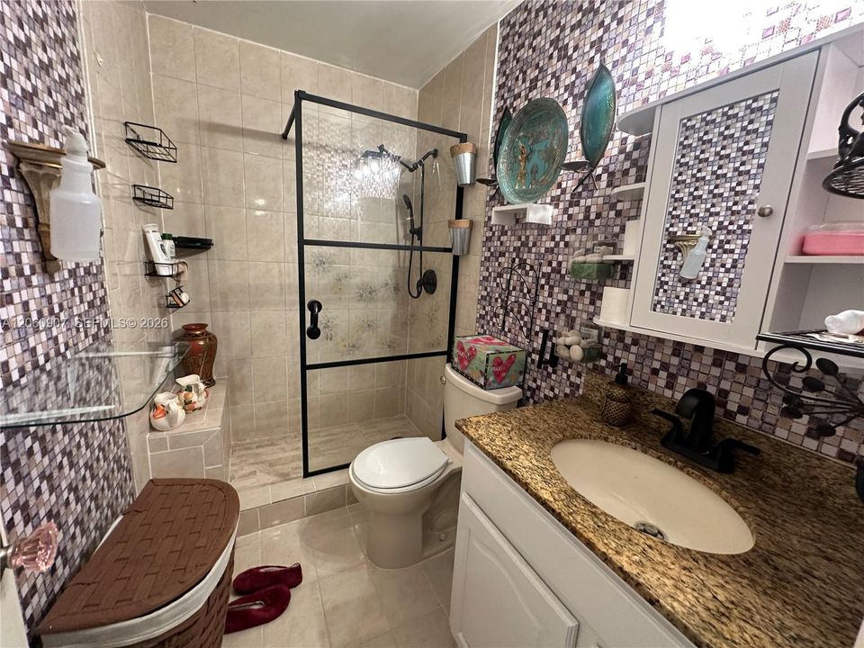 En Venta: $198,888 (2 camas, 2 baños, 856 Pies cuadrados)