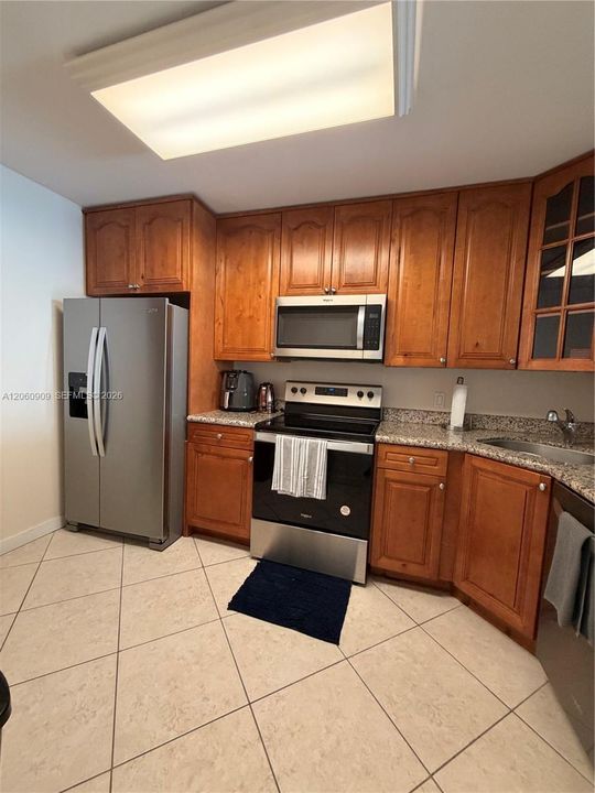 For Rent: $2,900 (2 beds, 2 baths, 1250 Square Feet)