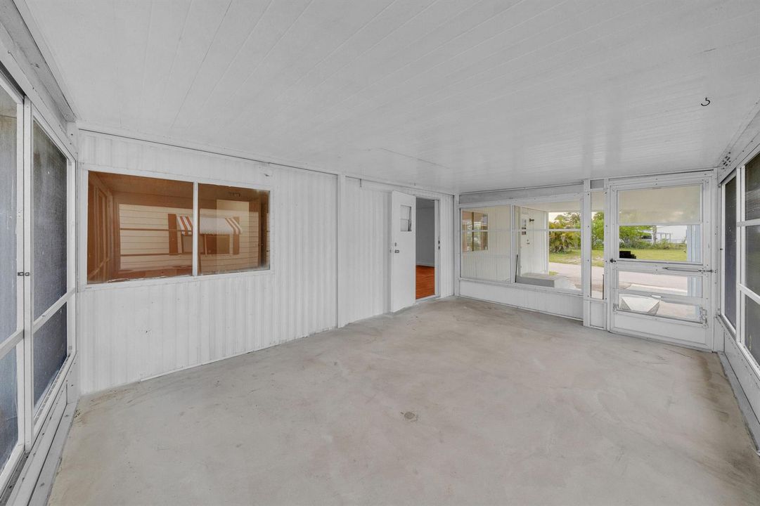 24 Covered Porch